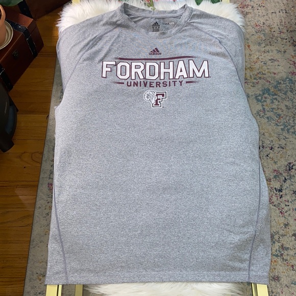 Adidas Fordham University Crewneck Short Sleeve Tee Size 2XL Unisex! - Picture 2 of 15
